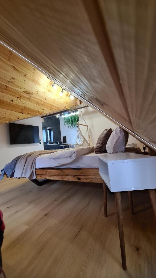 Casa Chiper - Attic Apartment With View ブラショフ エクステリア 写真